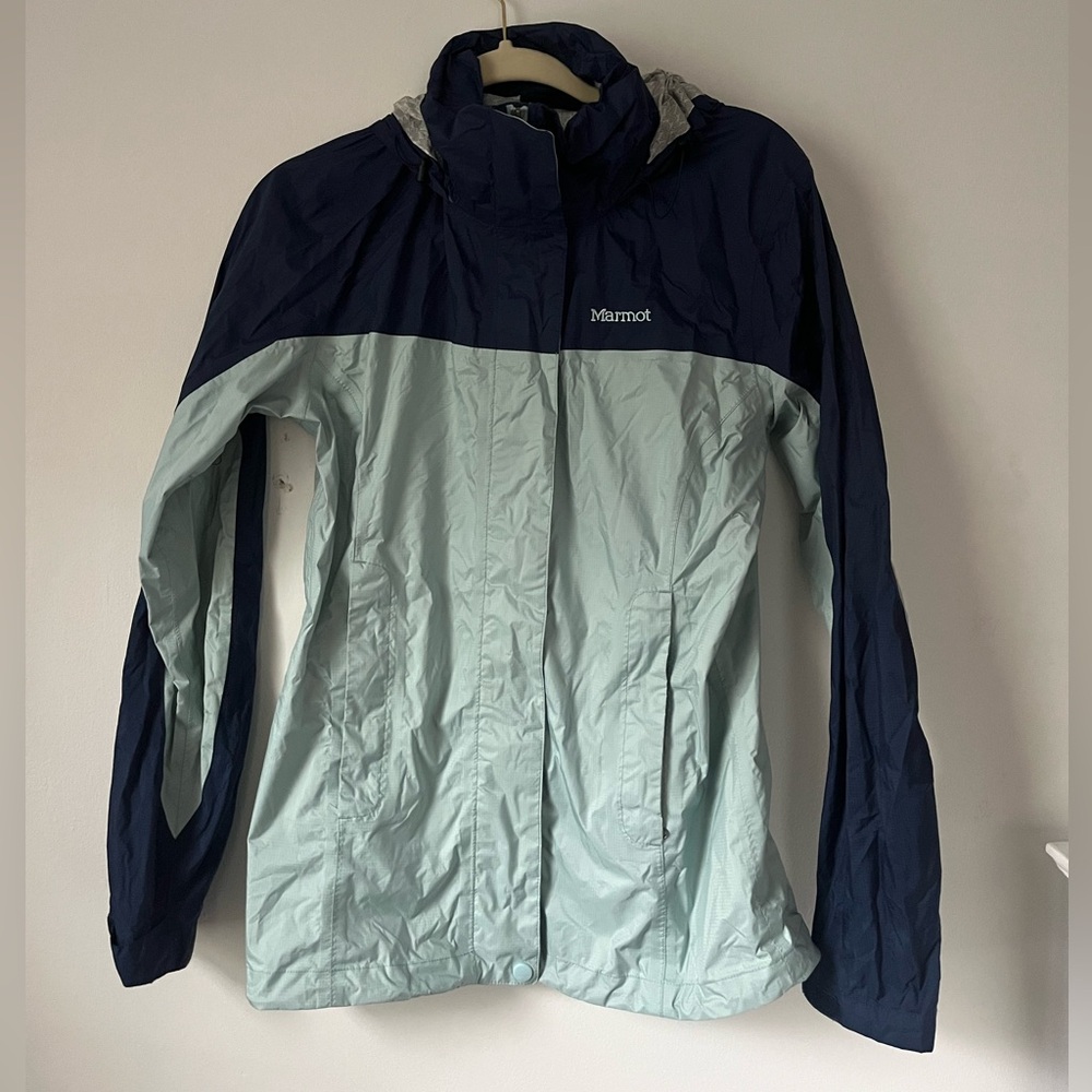 Marmot Blue Packable Lightweight Raincoat / Rainjacket